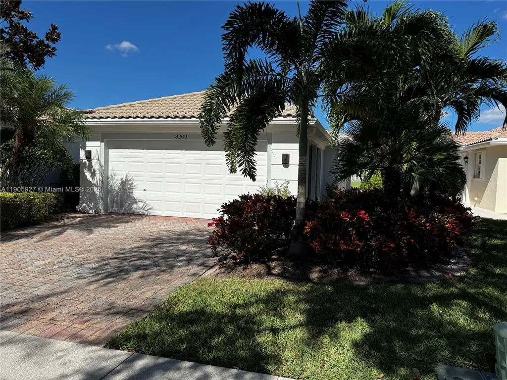 8269 Saint Johns Court Wellington FL 33414
