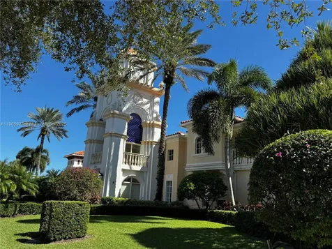 8269 Saint Johns Court Wellington FL 33414