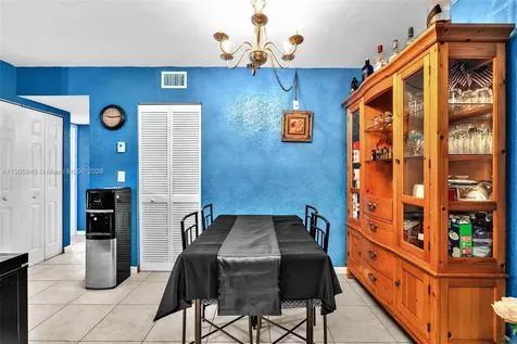 3270 NW 104th Avenue Coral Springs FL 33065