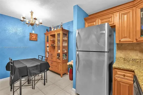 3270 NW 104th Avenue Coral Springs FL 33065