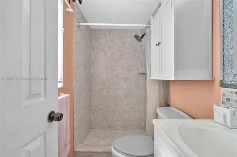3270 NW 104th Avenue Coral Springs FL 33065