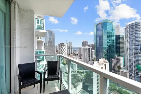 31 SE 5th Street Miami FL 33131