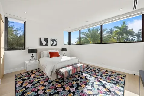 Miami Beach FL 33140