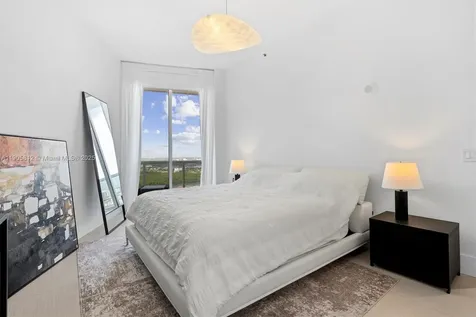 15811 Collins Avenue Sunny Isles Beach FL 33160
