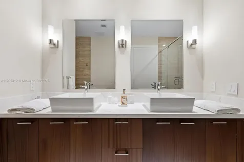 15811 Collins Avenue Sunny Isles Beach FL 33160