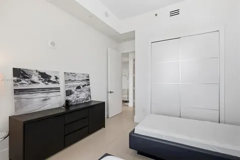 15811 Collins Avenue Sunny Isles Beach FL 33160