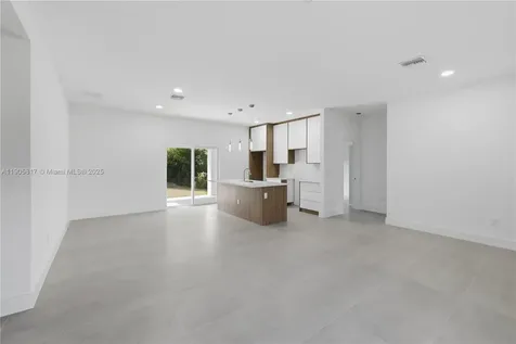 407 Harbor Boulevard Port Charlotte FL 33954