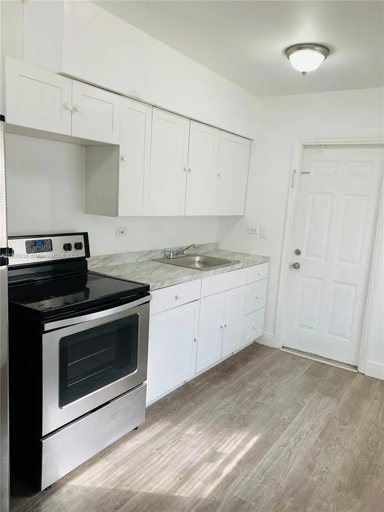 738 NE 86th Street Miami FL 33138