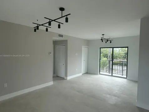 5423 NE Miami Court Miami FL 33137