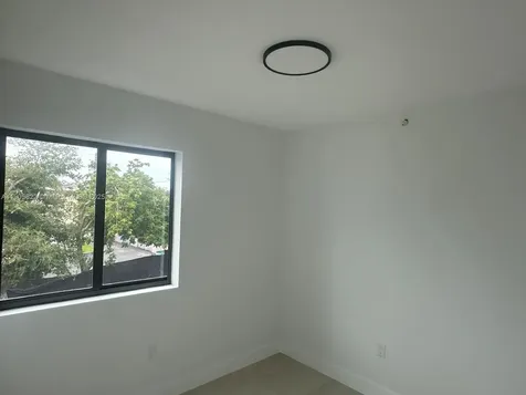 5423 NE Miami Court Miami FL 33137