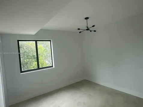 5423 NE Miami Court Miami FL 33137
