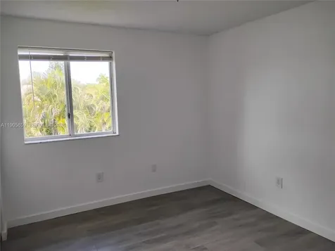 7515 SW 164th Court Miami FL 33193