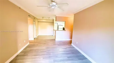 101 SW 117th Avenue Pembroke Pines FL 33025