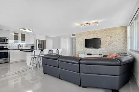7135 Collins Avenue Miami Beach FL 33141