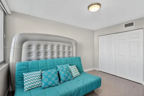 7135 Collins Avenue Miami Beach FL 33141