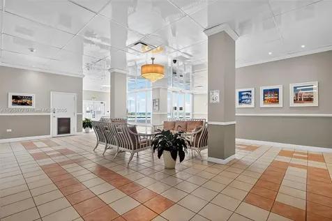 7135 Collins Avenue Miami Beach FL 33141