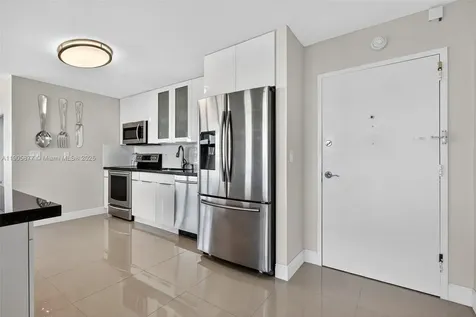 7135 Collins Avenue Miami Beach FL 33141