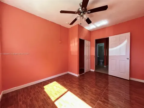 51 NW 161st Street Miami FL 33169