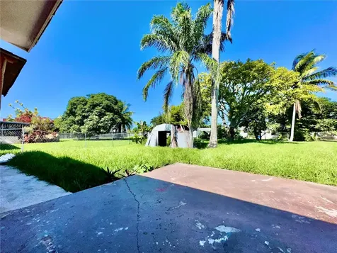 51 NW 161st Street Miami FL 33169