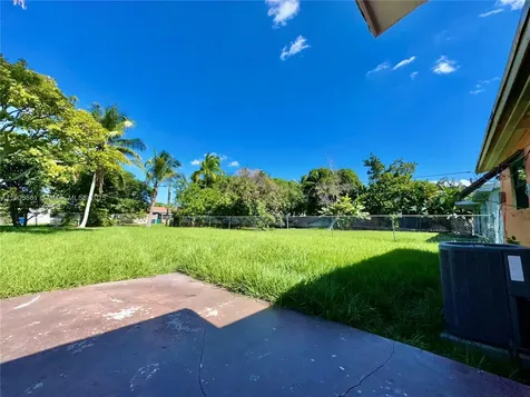 51 NW 161st Street Miami FL 33169
