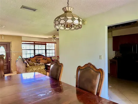 51 NW 161st Street Miami FL 33169