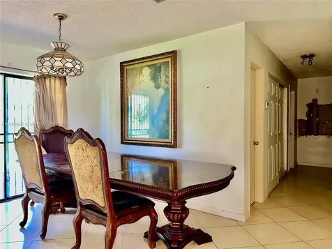 51 NW 161st Street Miami FL 33169