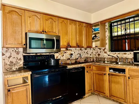 51 NW 161st Street Miami FL 33169