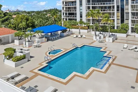 3598 Yacht Club Drive Aventura FL 33180