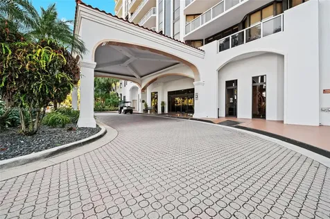3598 Yacht Club Drive Aventura FL 33180