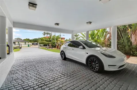 2720 SW 130th Avenue Miami FL 33175