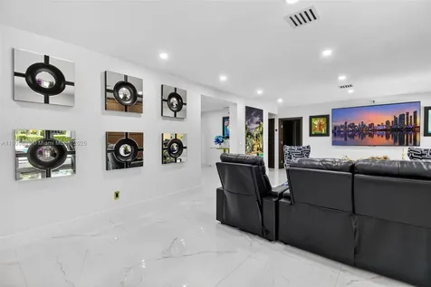 2720 SW 130th Avenue Miami FL 33175