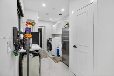 2720 SW 130th Avenue Miami FL 33175