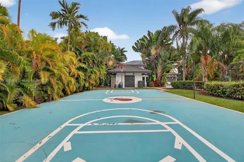 2720 SW 130th Avenue Miami FL 33175