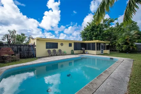 6515 SW 26th Street Miramar FL 33023