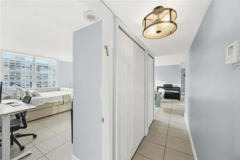2851 NE 183rd Street Aventura FL 33160