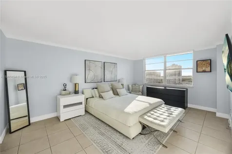 2851 NE 183rd Street Aventura FL 33160