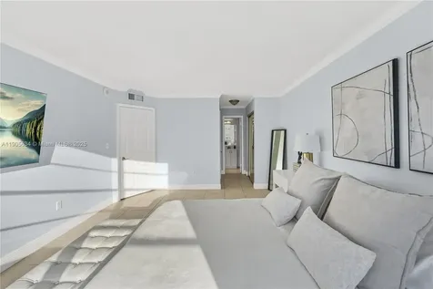 2851 NE 183rd Street Aventura FL 33160