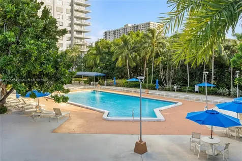2851 NE 183rd Street Aventura FL 33160