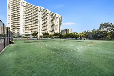 2851 NE 183rd Street Aventura FL 33160