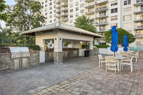 2851 NE 183rd Street Aventura FL 33160