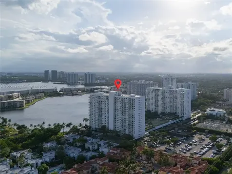 2851 NE 183rd Street Aventura FL 33160