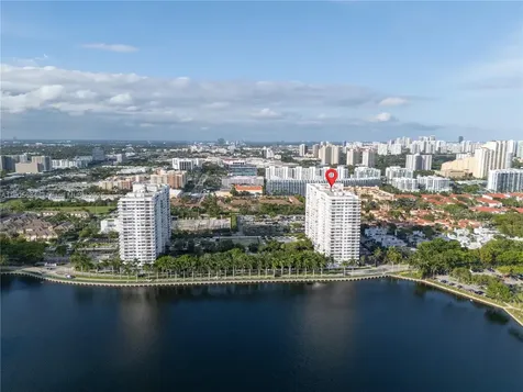 2851 NE 183rd Street Aventura FL 33160