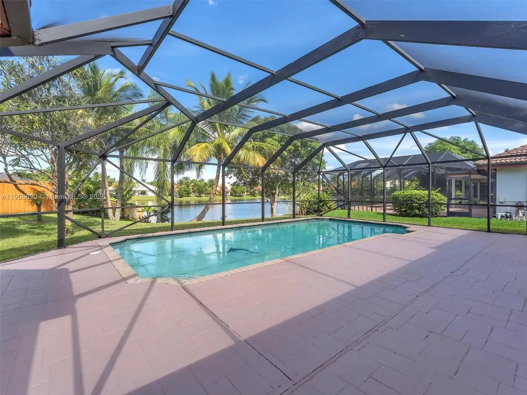 7431 NW 39th Street Lauderhill FL 33319