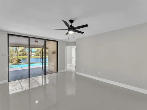 7431 NW 39th Street Lauderhill FL 33319