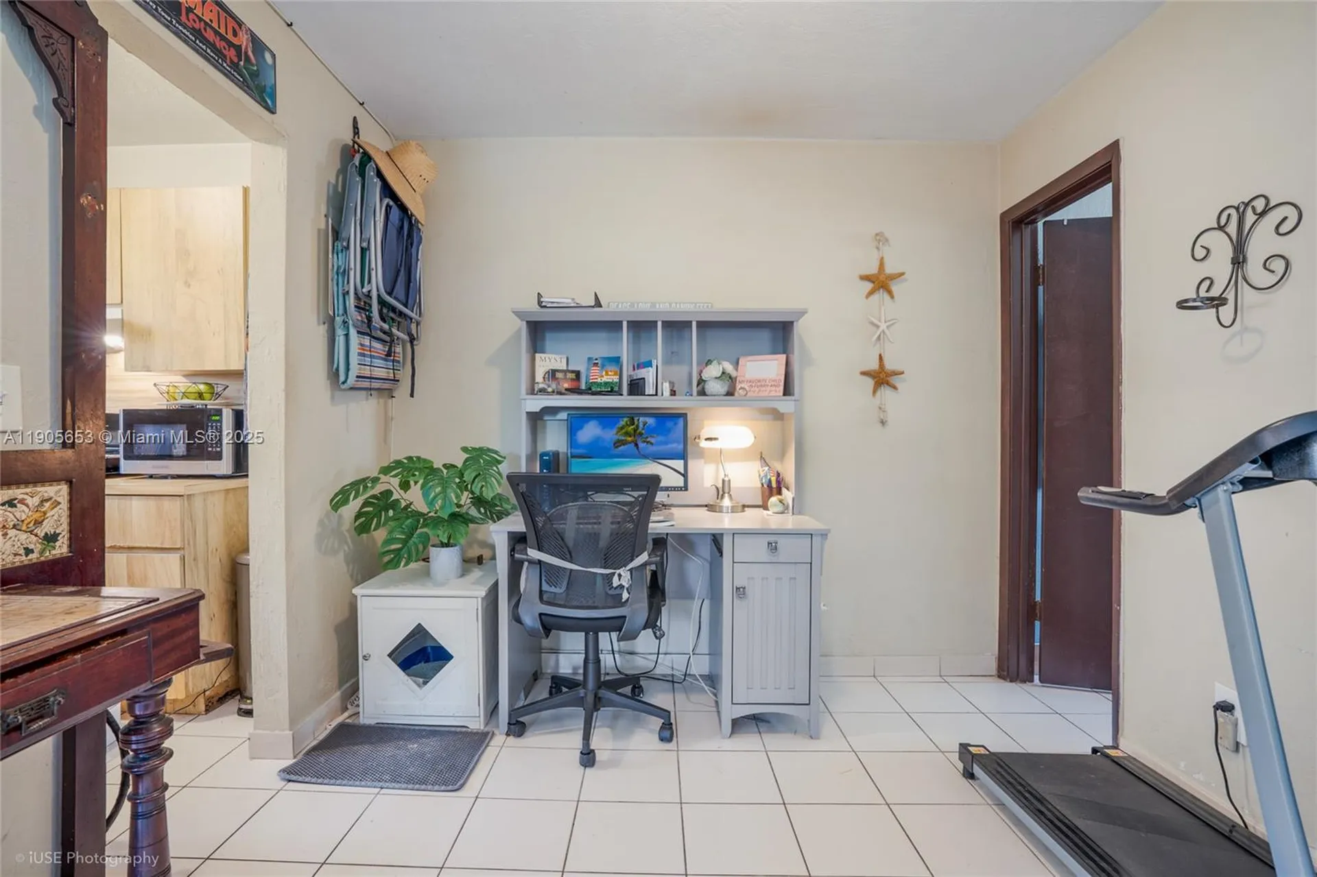 1734 N 16th Court Hollywood FL 33020