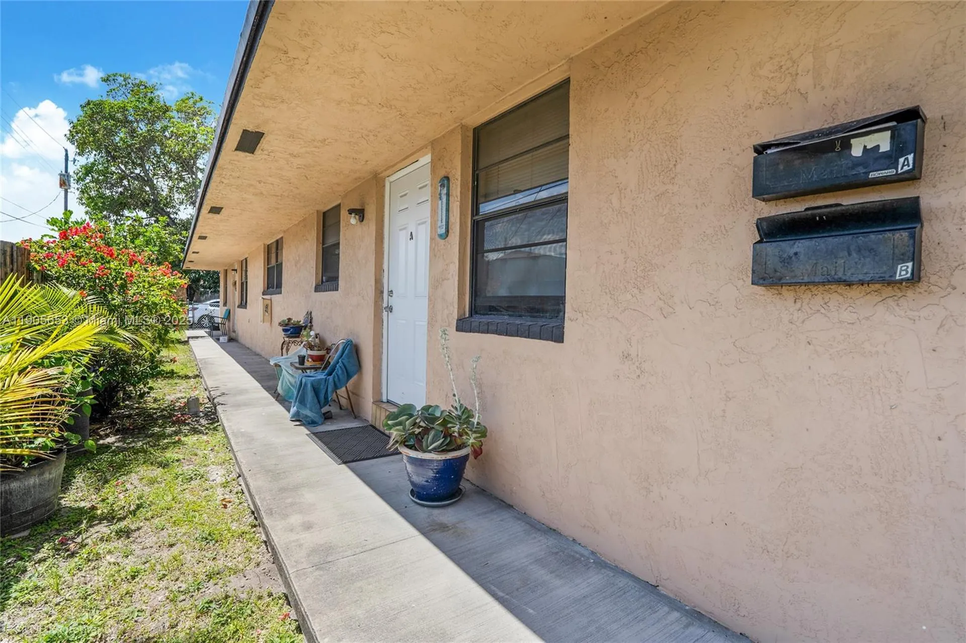 1734 N 16th Court Hollywood FL 33020