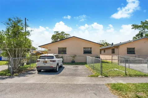 1734 N 16th Court Hollywood FL 33020
