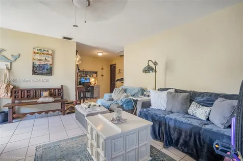 1734 N 16th Court Hollywood FL 33020