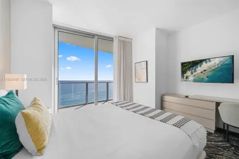 4111 S Ocean Drive Hollywood FL 33019