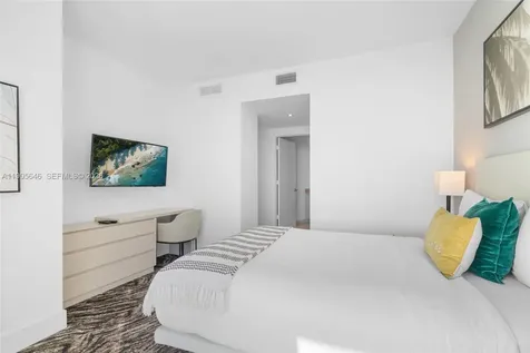 4111 S Ocean Drive Hollywood FL 33019